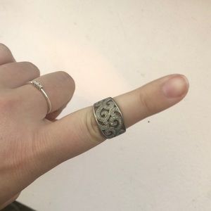 Silver ring bought at Kay jewelers 💍